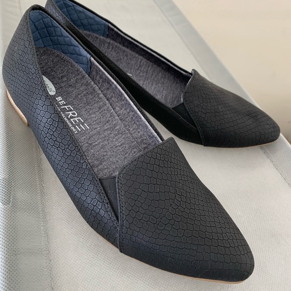 Dr. Scholls Be Free Matte Black Textured Flats - Picture 8 of 8